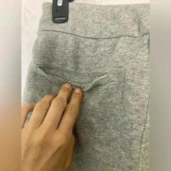 Soft surroundings gray capris size petite xsmall - Picture 10 of 12